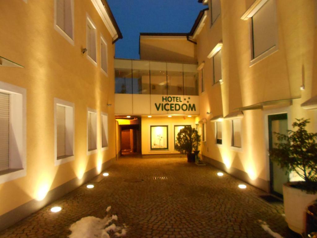 Hotel Vicedom Eisenstadt Bagian luar foto